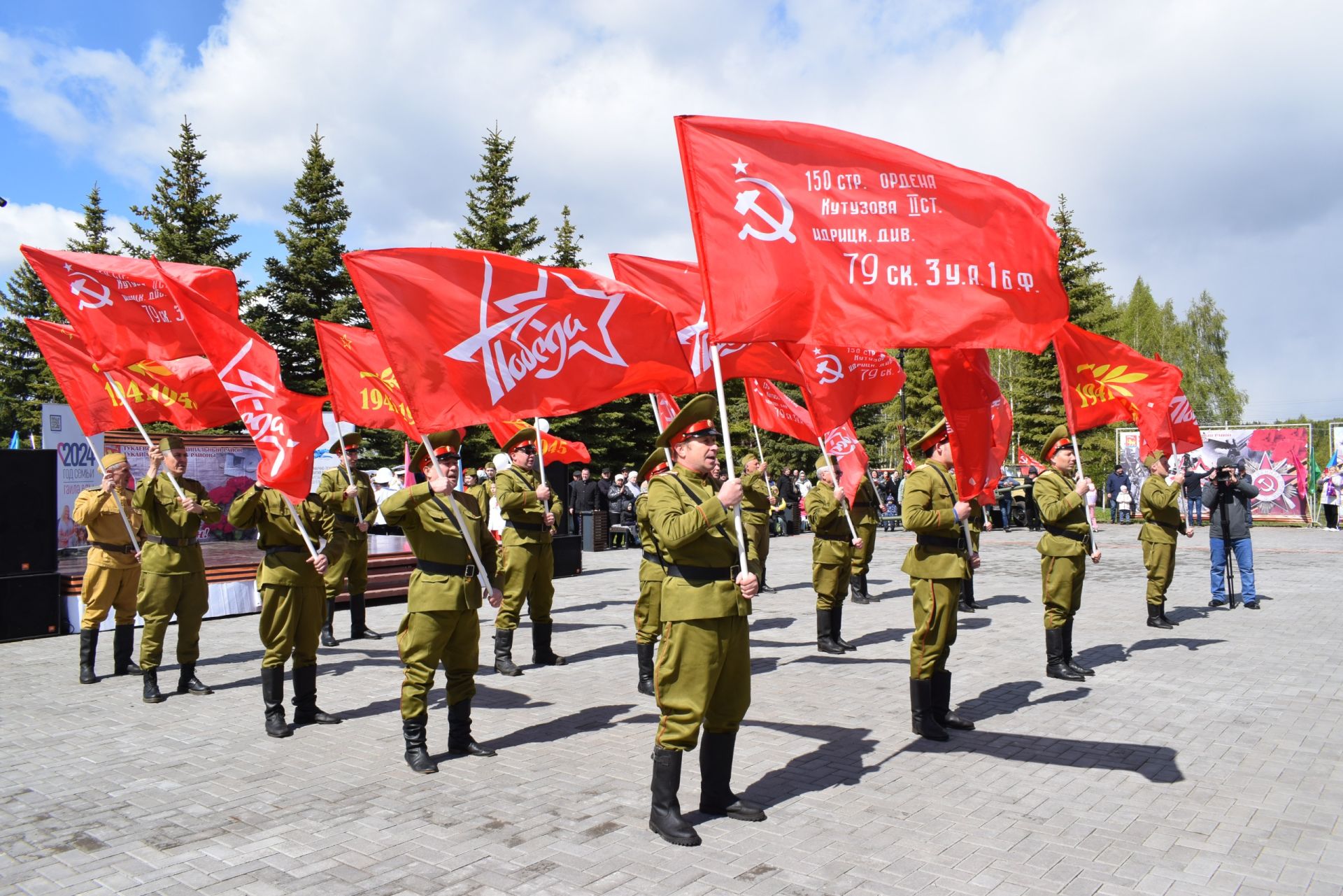 Тукаевский район: Это праздник со слезами на глазах