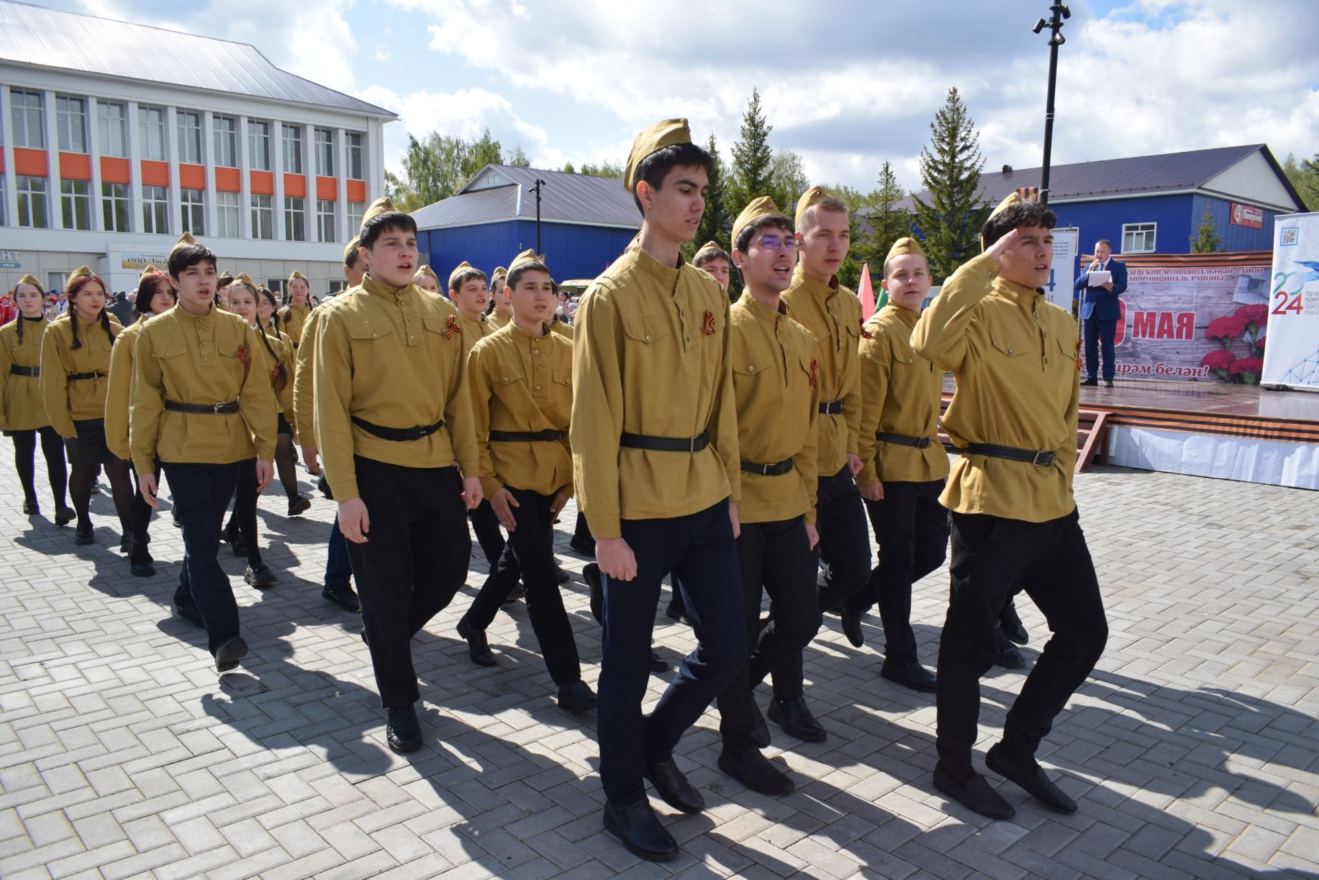 Тукаевский район: Это праздник со слезами на глазах