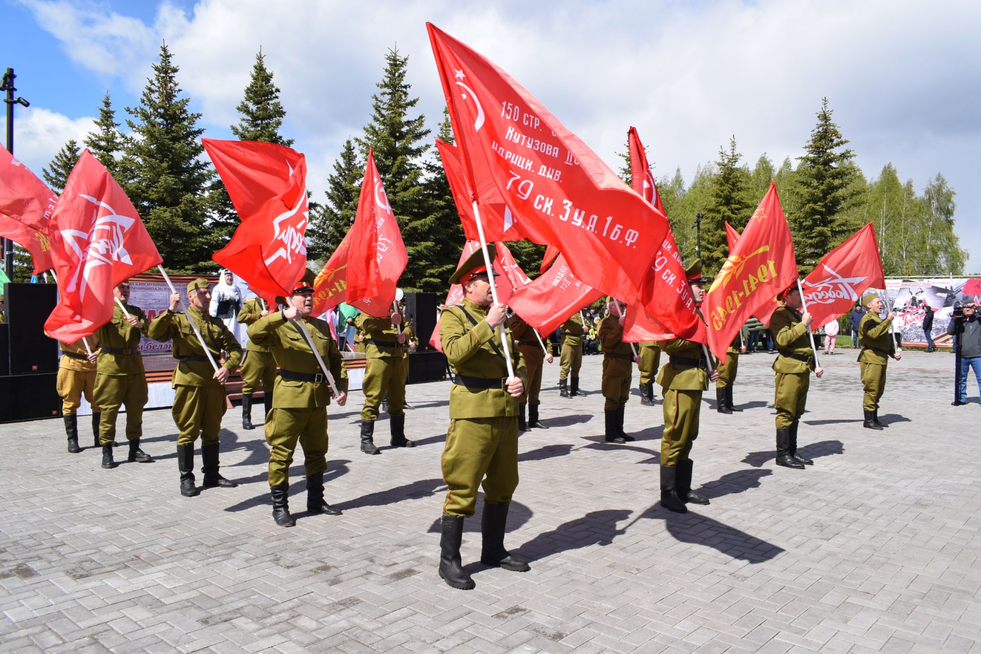 Тукаевский район: Это праздник со слезами на глазах