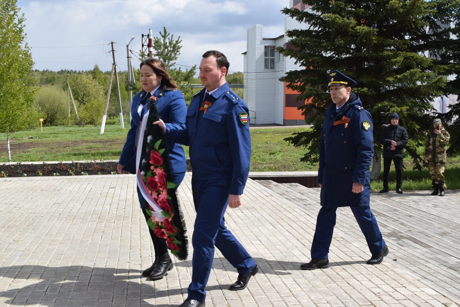 Тукаевский район: Это праздник со слезами на глазах