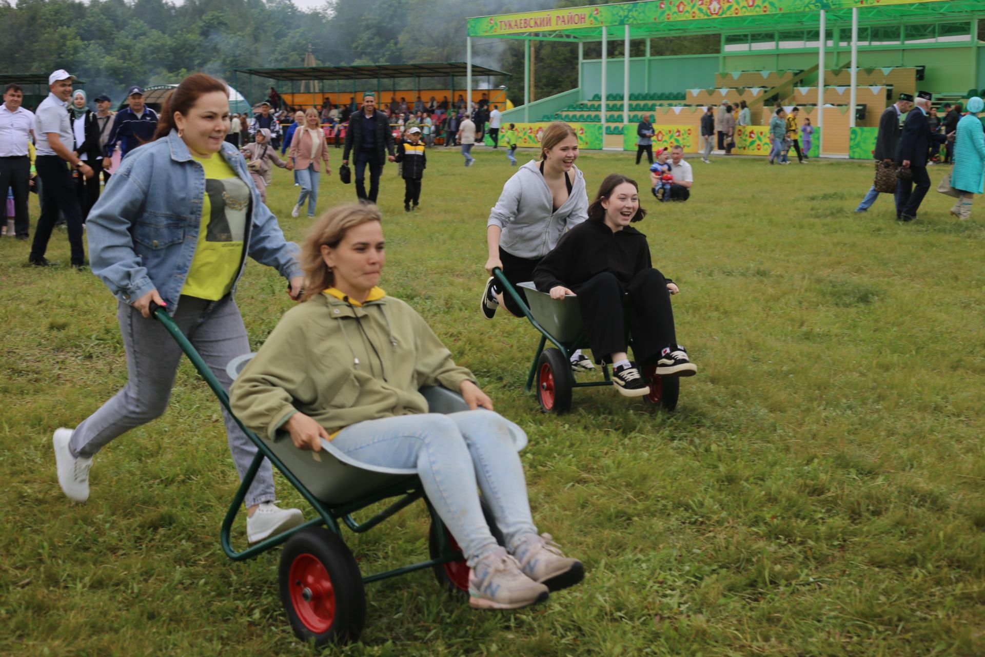 Яркие моменты районного Сабантуя: Фотопутешествие