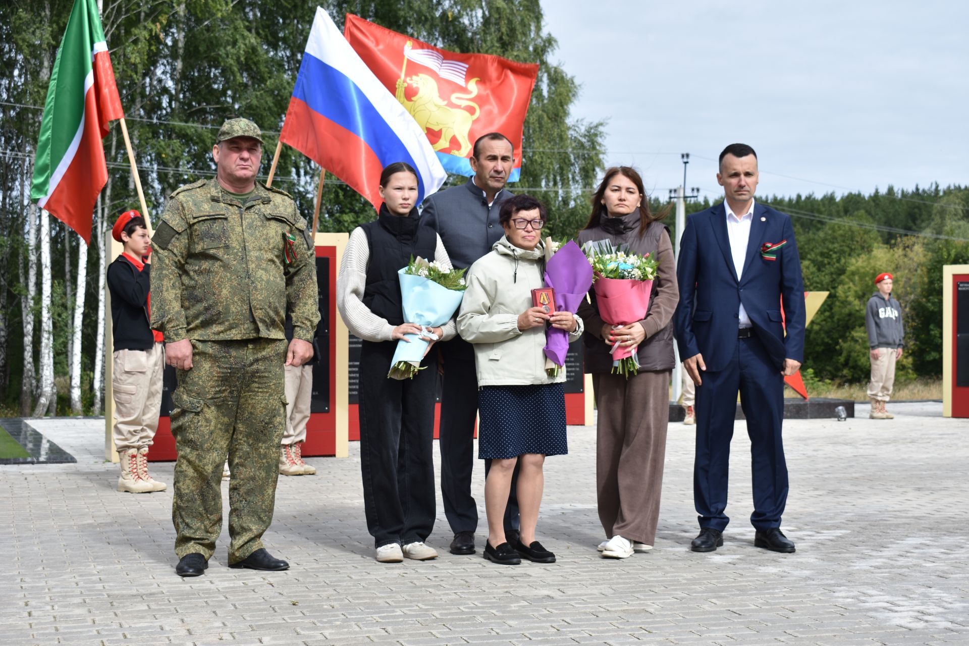 В поселке Новый встретили День Республики