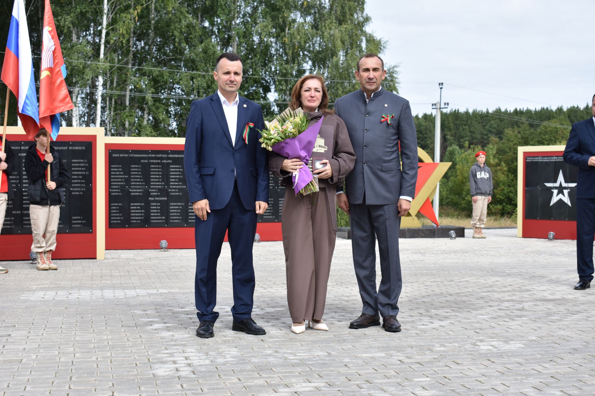 В поселке Новый встретили День Республики