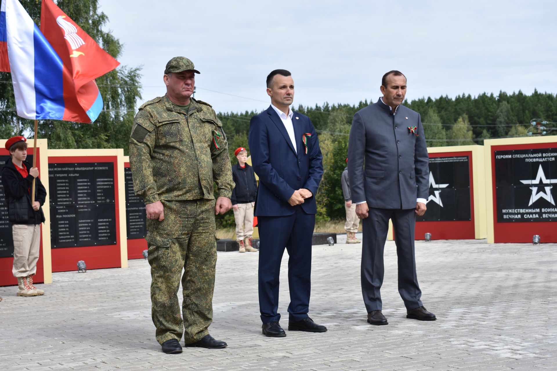В поселке Новый встретили День Республики