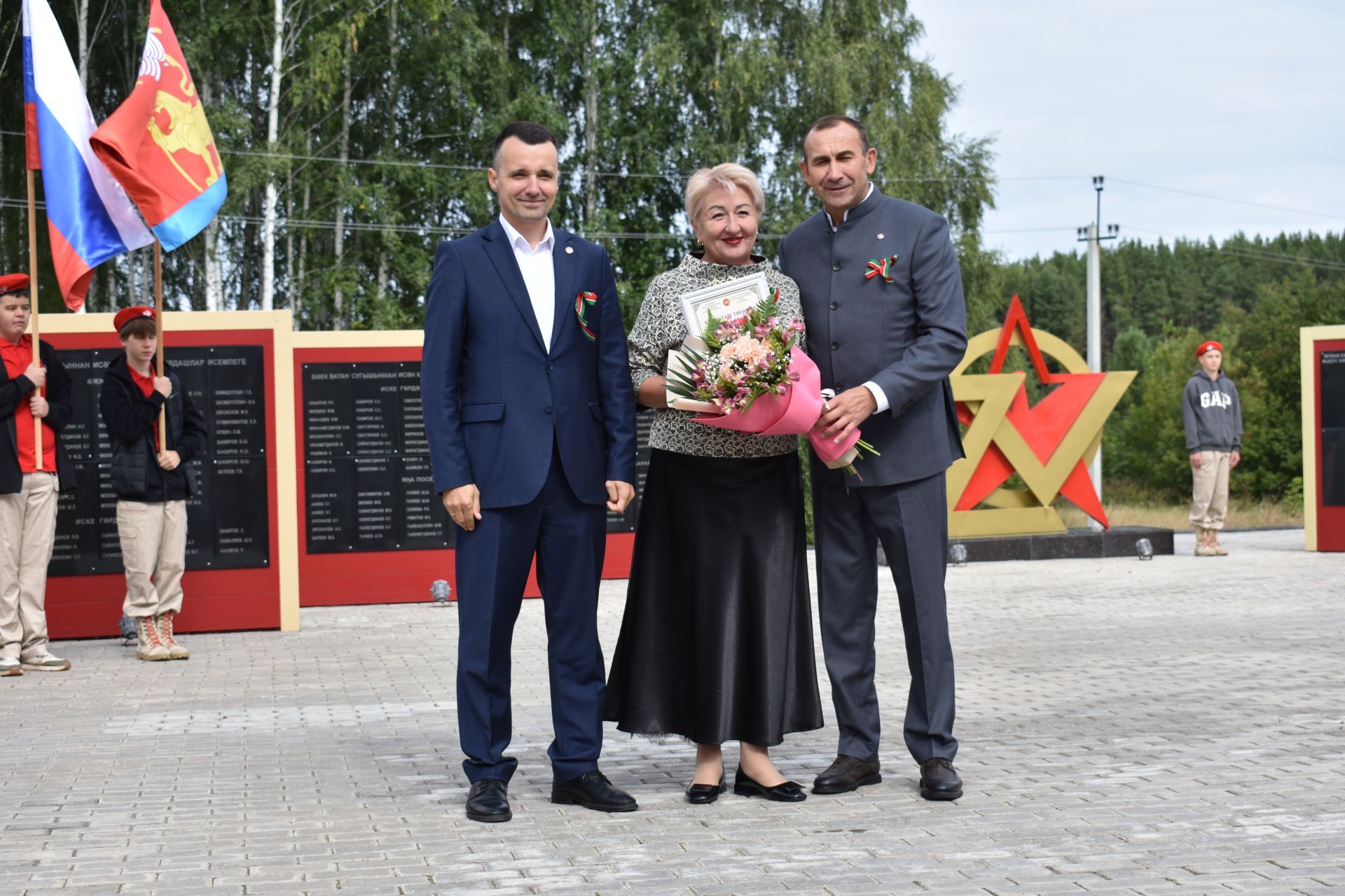 В поселке Новый встретили День Республики