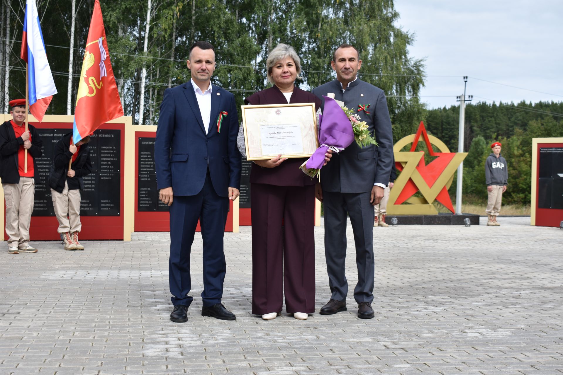 В поселке Новый встретили День Республики