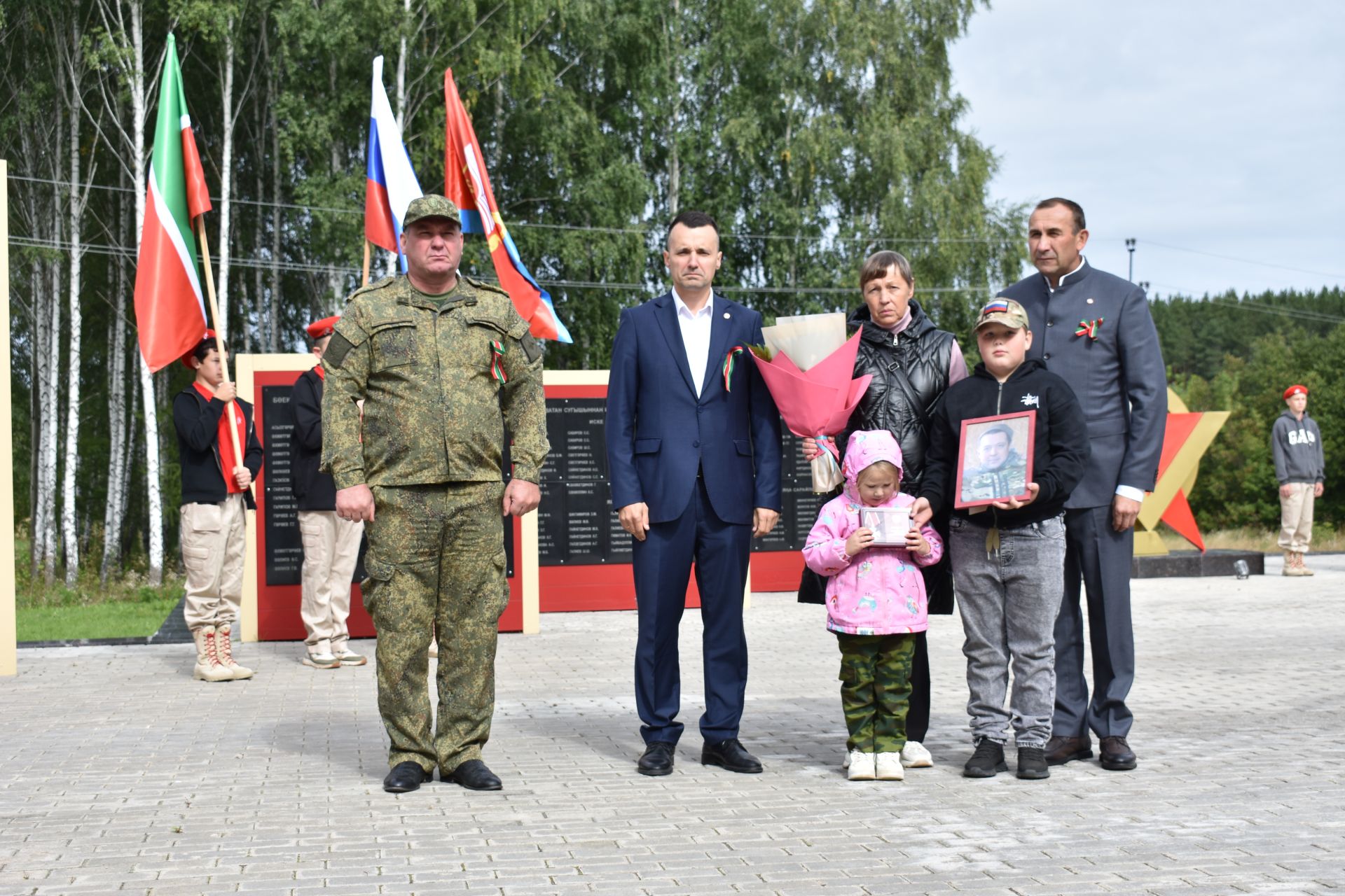 В поселке Новый встретили День Республики