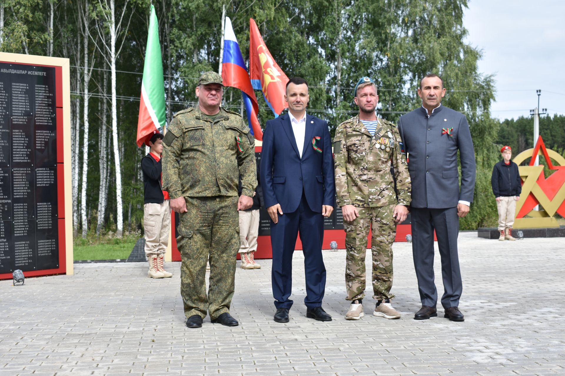 В поселке Новый встретили День Республики