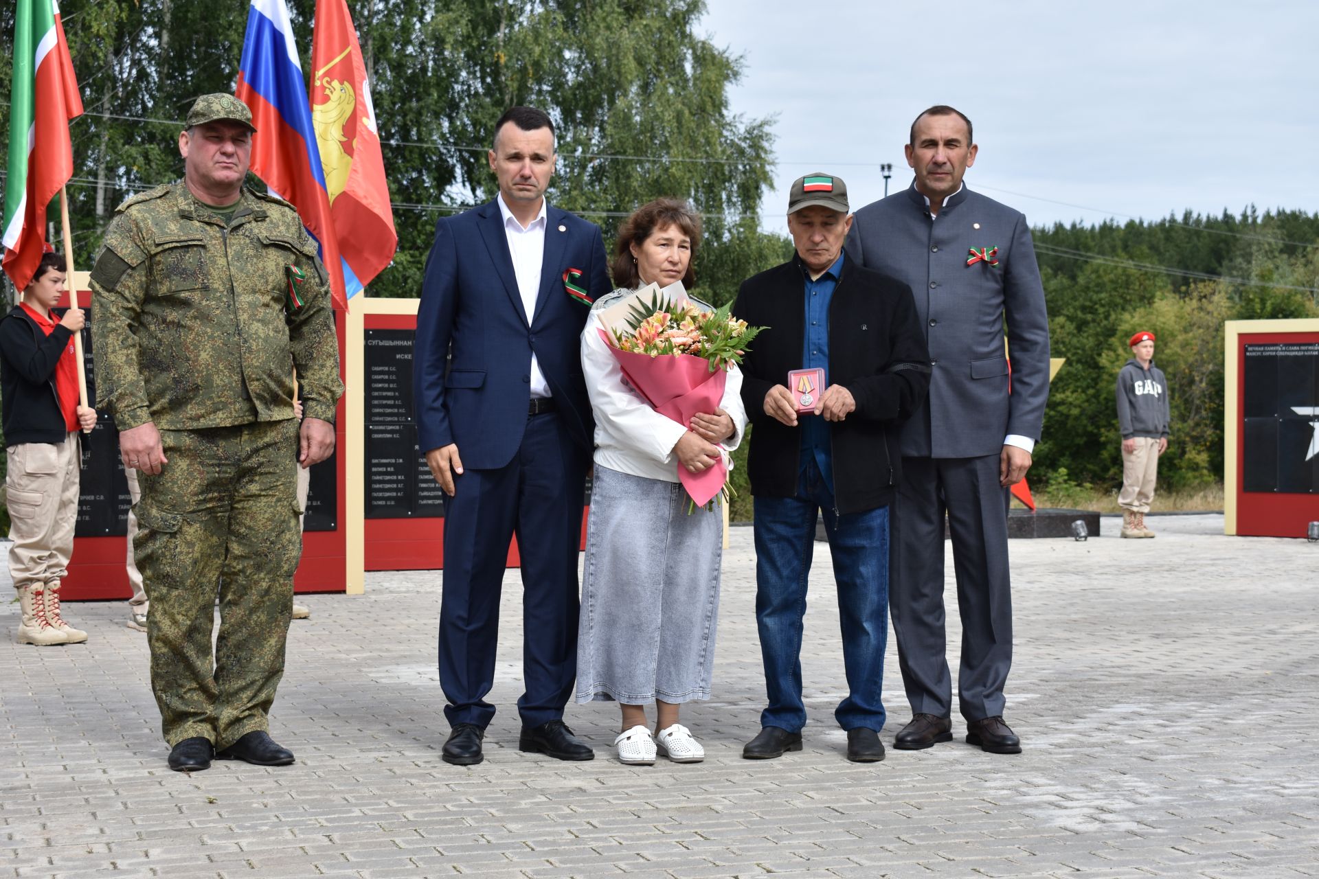 В поселке Новый встретили День Республики