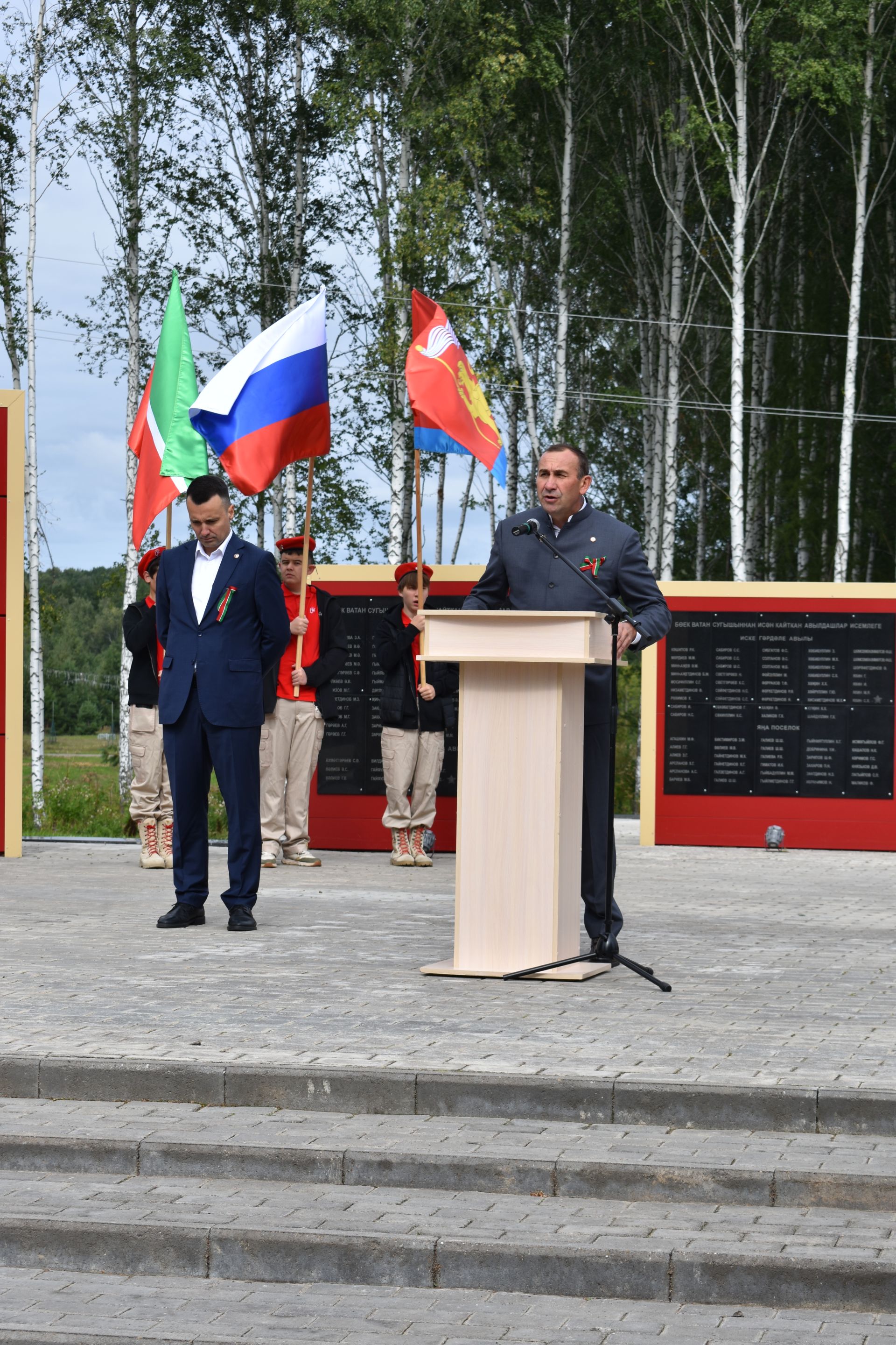 В поселке Новый встретили День Республики