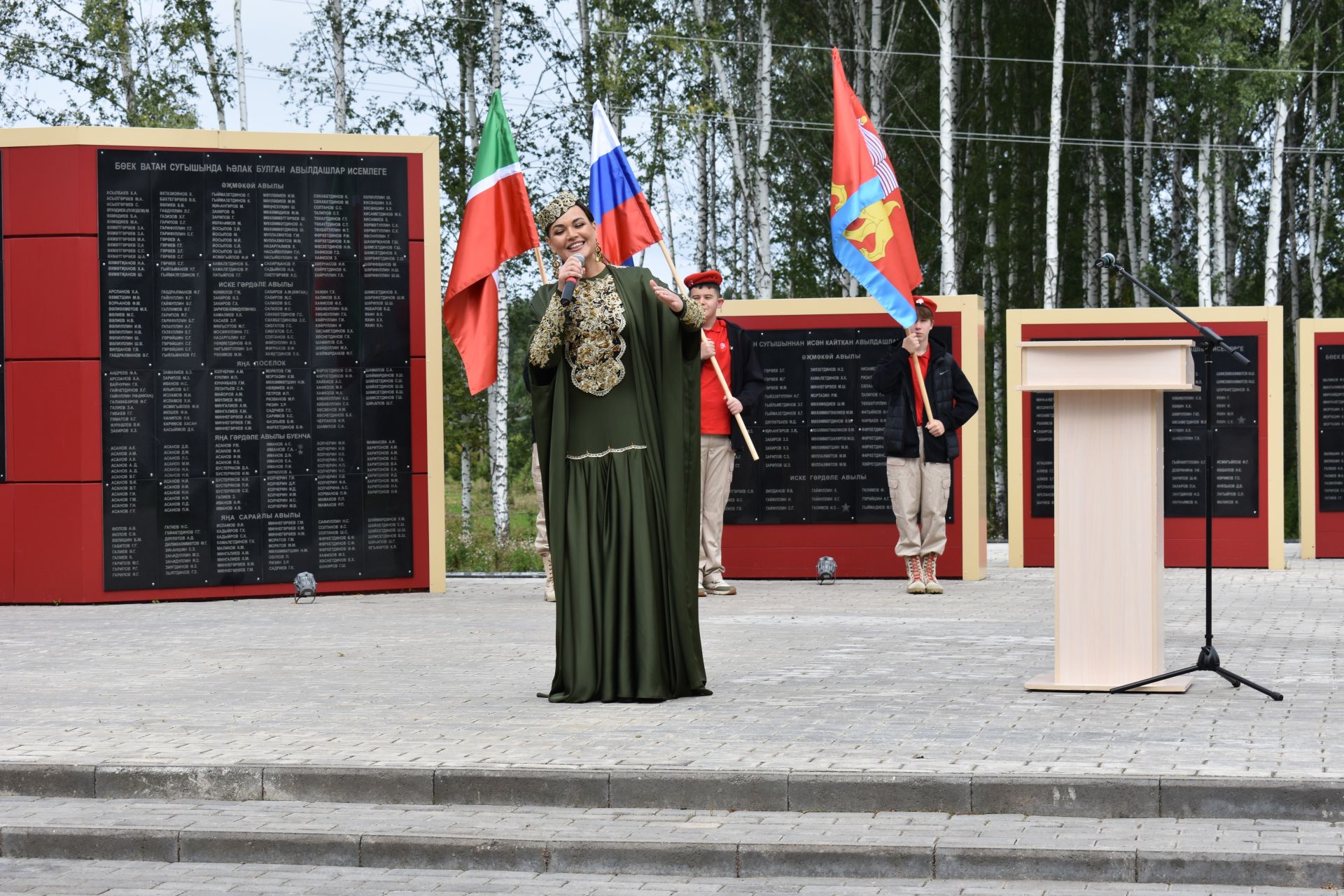 В поселке Новый встретили День Республики