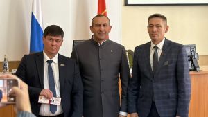 Рафаэль Хәмәтшин һәм Радик Мусавировка депутат таныклыклары тапшырылды