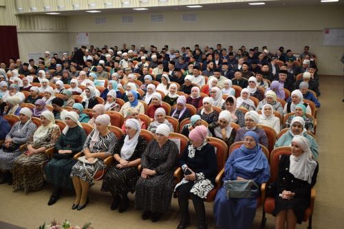 В посёлке Новый Тукаевским Мухтасибатом был организован духовно-религиозный вечер посвящённый Пророку Мухаммаду