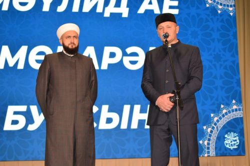 В посёлке Новый Тукаевским Мухтасибатом был организован духовно-религиозный вечер посвящённый Пророку Мухаммаду
