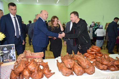 Сезнең хезмәттә муллык нигезе