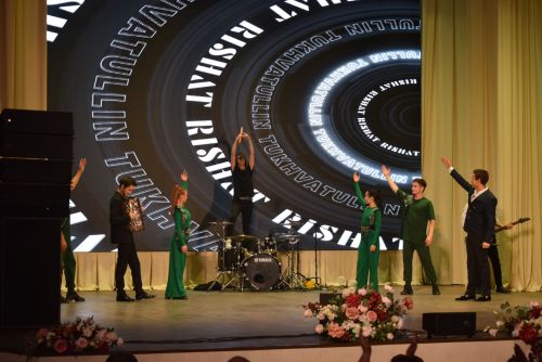 В вашем труде – основа благополучия