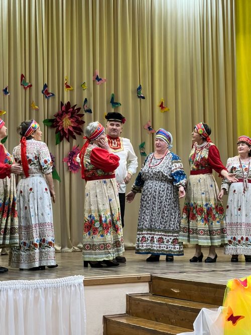 В доме культуры Круглопольского сельского поселения состоялся первый день районного фестиваля для людей с ОВЗ «Бэллур курчак»