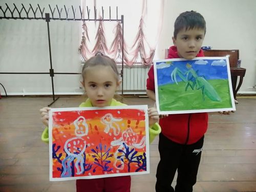 Иске Җирекле авылында һәр якшәмбе Дуслык күп функцияле үзәгендә балалар өчен иҗади дәресләр уза