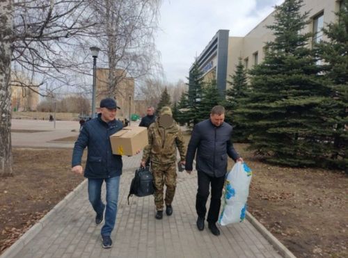 Махсус хәрби операция зонасыннан кыска вакытлы ялга кайткан егетләребезне озаттык