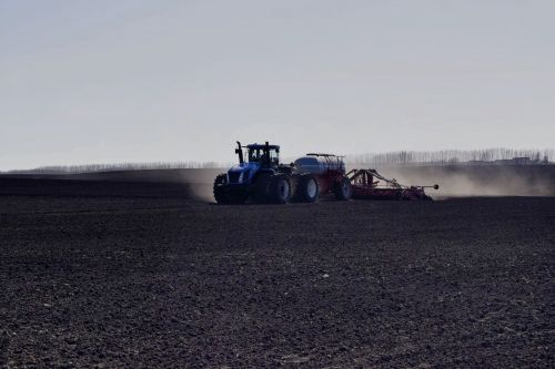 В Тукаевском районе стартовала весенне-посевная кампания