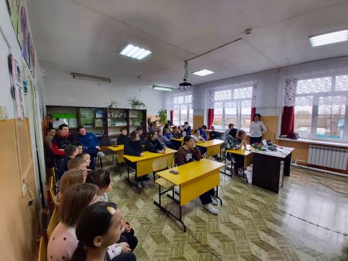Иске Абдул урта мәктәбендә «Ватанны саклау, дигән һөнәре бар» дип аталган патриотик чара узды