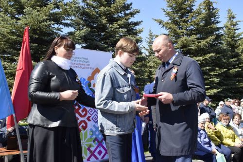 Сегодня по всей стране проходят празднования в честь Дня Великой Победы