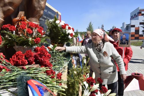 Сегодня по всей стране проходят празднования в честь Дня Великой Победы