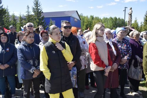 Сегодня по всей стране проходят празднования в честь Дня Великой Победы