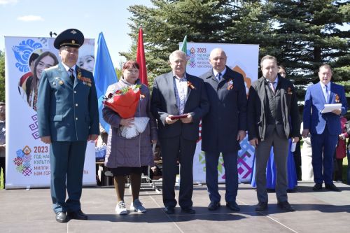 Сегодня по всей стране проходят празднования в честь Дня Великой Победы