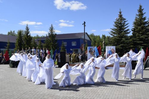 Сегодня по всей стране проходят празднования в честь Дня Великой Победы