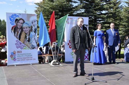 Сегодня по всей стране проходят празднования в честь Дня Великой Победы