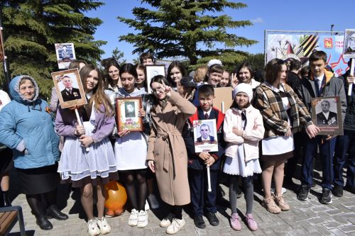 Сегодня по всей стране проходят празднования в честь Дня Великой Победы