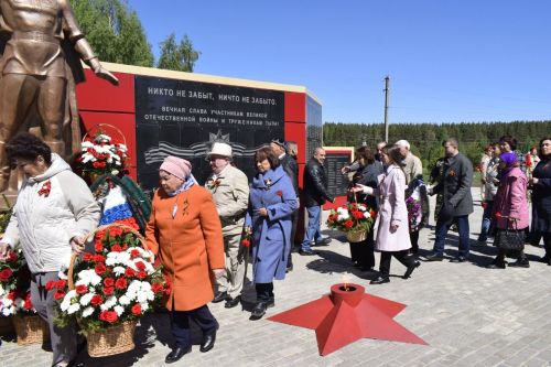 Сегодня по всей стране проходят празднования в честь Дня Великой Победы