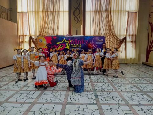 Бәтке авылы мәдәният йорты каршында эшләп килүче «Радуга» хореография коллективы «Infiniti stars» Халыкара конкурсында катнашты