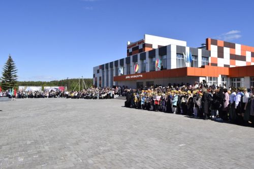 Сегодня по всей стране проходят празднования в честь Дня Великой Победы
