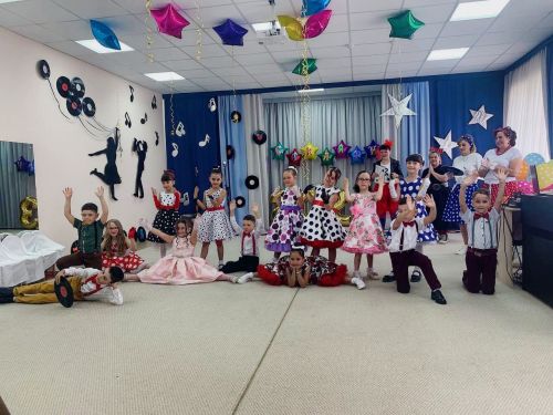Балалар бакчаларында чыгарылыш кичәләре
