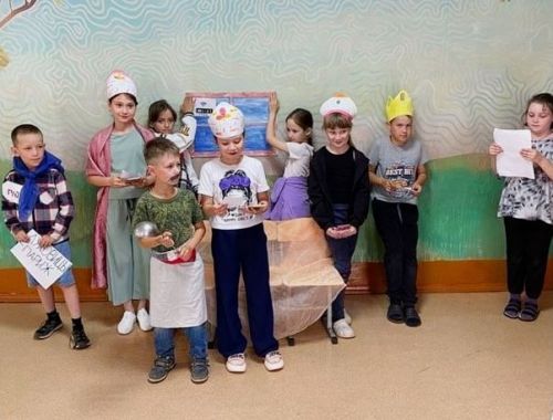 “Җәйге хәрәкәтләр” мәктәп яны лагеренда ял итүчеләр А.С. Пушкин иҗаты буенча үткәрелгән орфографик бәйгедә  катнаштылар