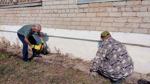 В Князевском сельском поселение прошла экологическая акция «Сделаем краше поселение наше» по благоустройству территории парка культуры и отдыха