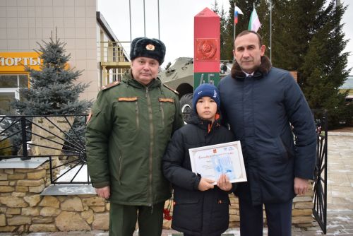 Алар йөрәкләрдә мәңге яшәр