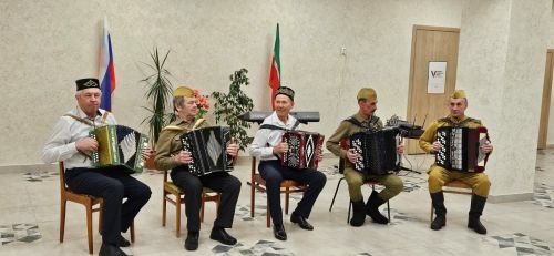 Достойные мужчины: вечер памяти и гордости в деревне Яна-Буляк