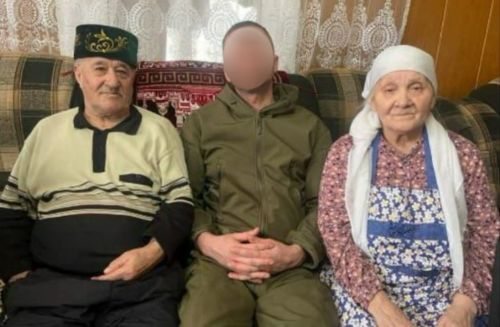 Возвращение сына с СВО: радость и гордость, объединяющие наше поселение
