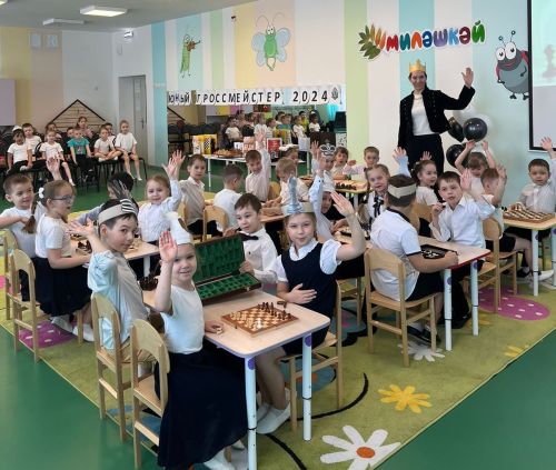 Шахматта акыл көче кирәк