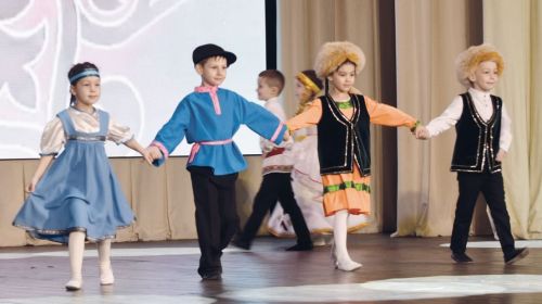 Йолдызчыклар якты балкыды