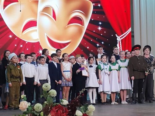 «Театр яктылыкка, нурга илтә»