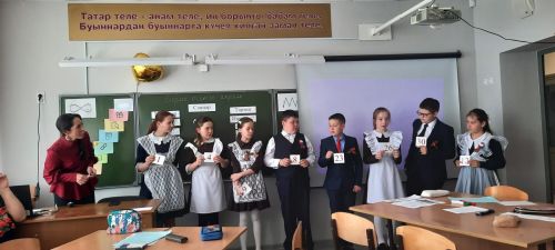 «Татар теле һәм әдәбияты дәресләрендә функциональ грамоталылыкны үстерүдә информатика һәм яңа технологияләр куллану» темасына районыбызның Кнәз мәктәбендә район семинары үтте