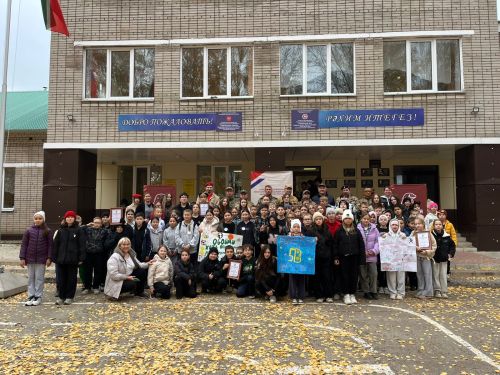 Көч, җитезлек һәм патриотик хисләр: Новотроицкое мәктәбендә Иң яхшы «Яшь армиячеләрне» сайладылар