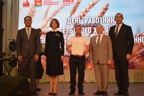 Табындагы ризык муллыгы – авыл хуҗалыгы тармагы хезмәтчәннәре тырышлыгы белән ирешелә