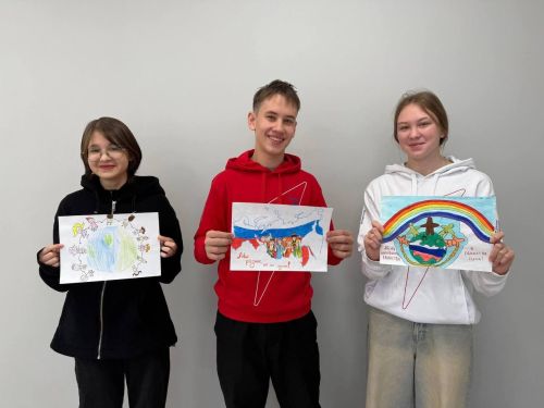 Кенәз мәктәбендә Халыклар бердәмлеге көнен аерым мәгълүмати сәгать белән билгеләп үттеләр!