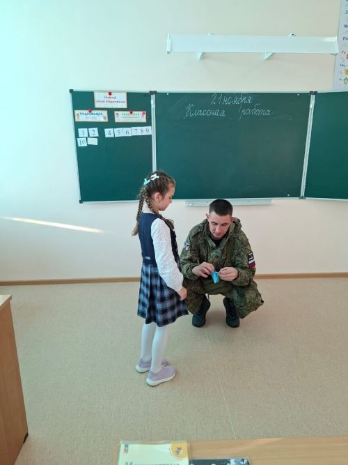 Служить Отечеству: участник СВО рассказал школьникам о своем выборе