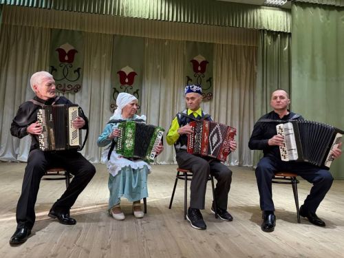 Районда «Бәллүр курчак» фестивале бара